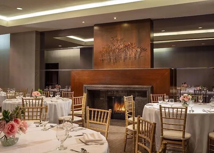 Hyatt Regency Near Naperville Hotel