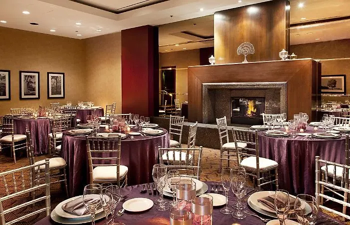 Hyatt Regency Near Naperville 3* Lisle