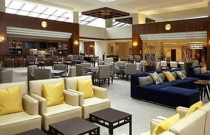 Hotel Hyatt Regency Near Naperville 3*