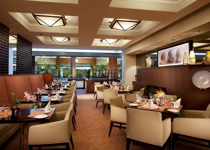 Hyatt Regency Near Naperville 3* Lisle